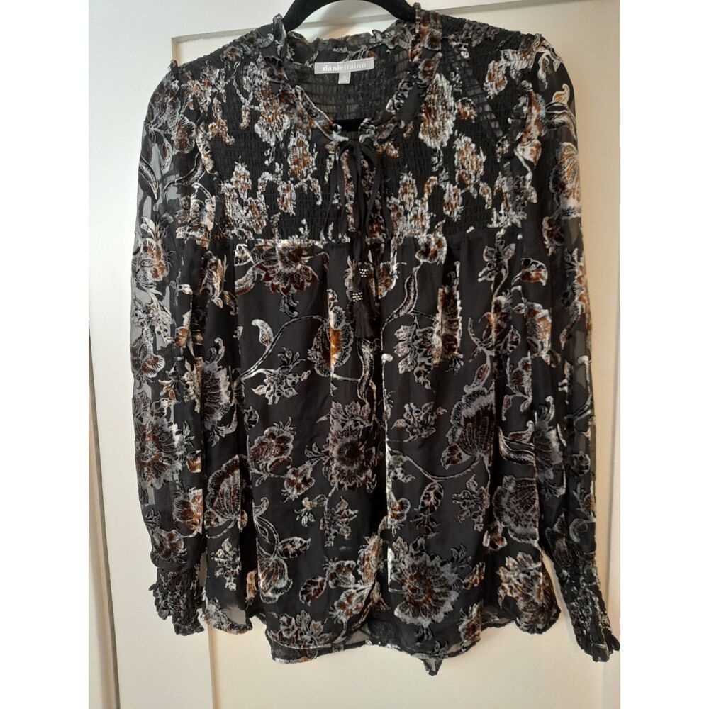 Daniel Rainn M Black brown burn-out velvet blouse.